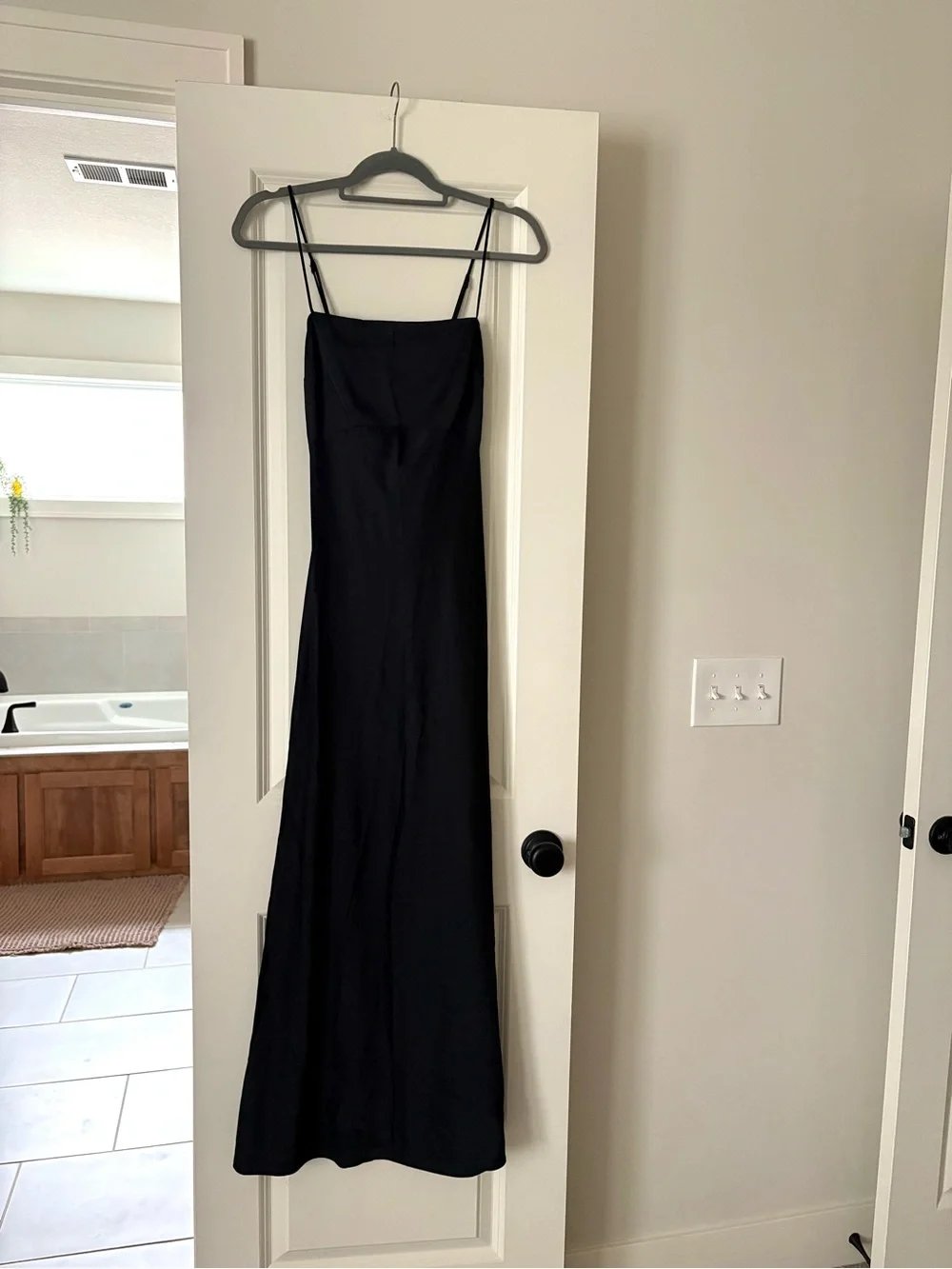 Abercrombie & Fitch elegant satin